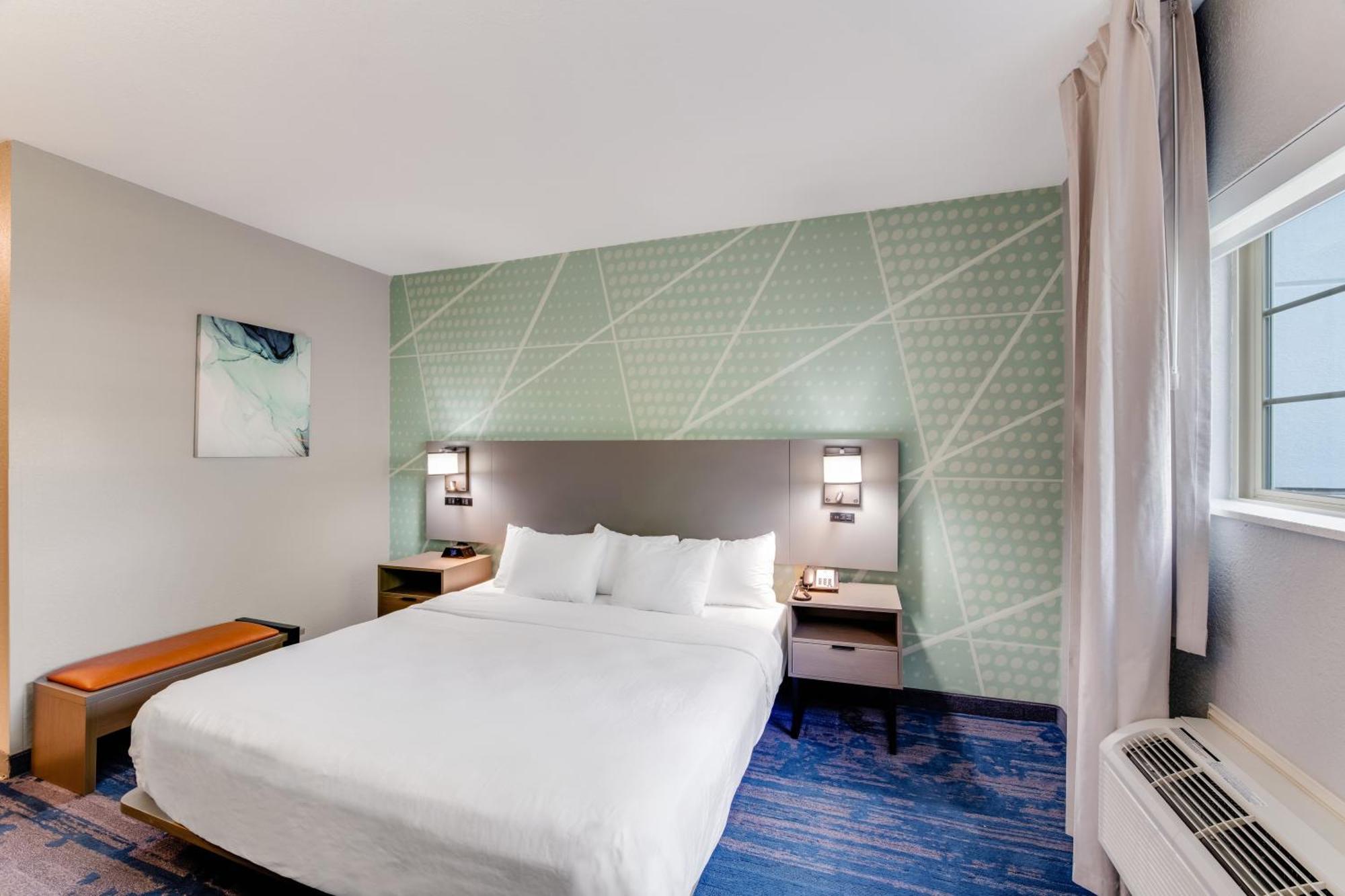 Hotel Comfort & - Wausau Weston