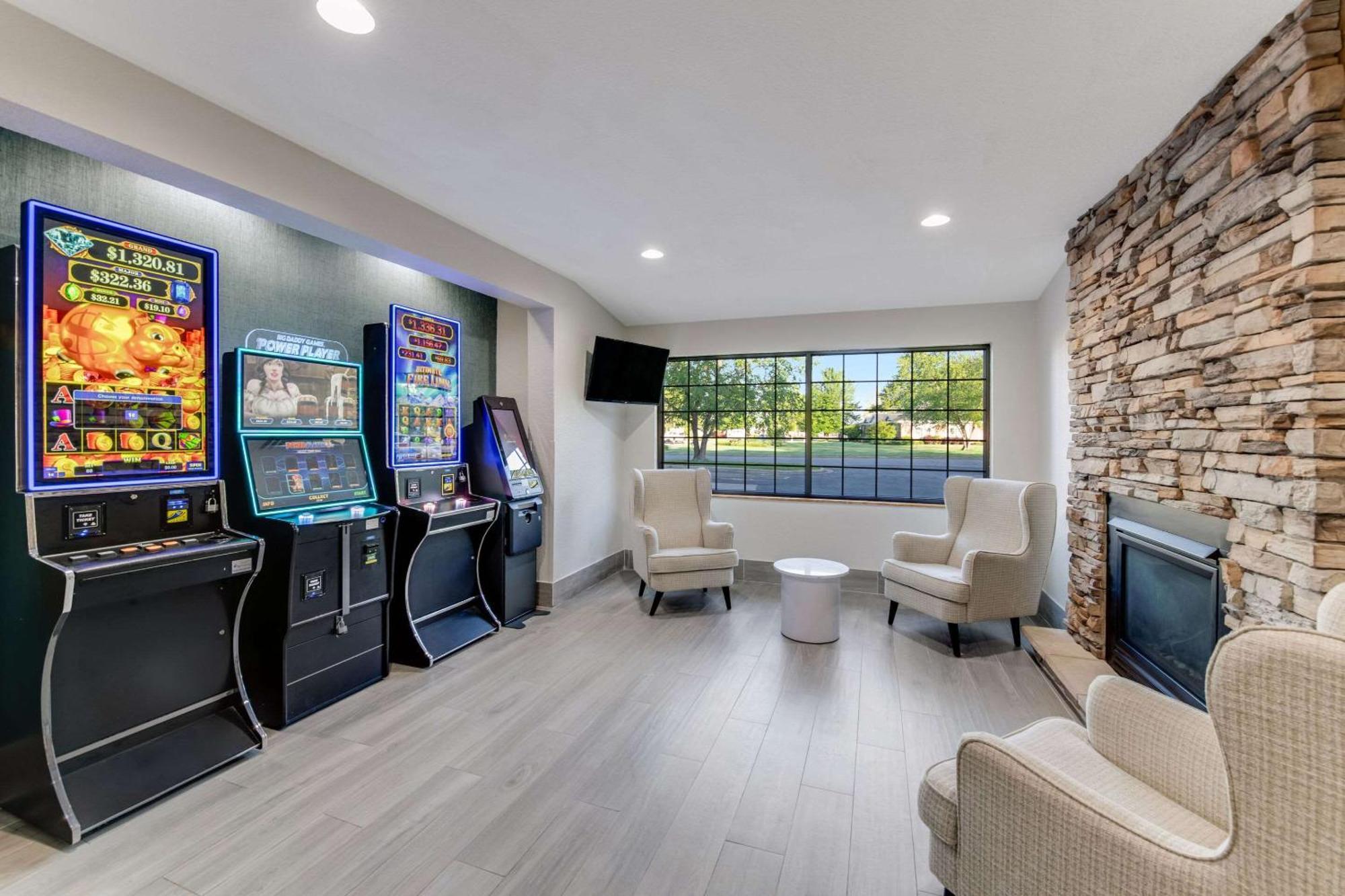 Comfort & - Wausau Hotel Weston