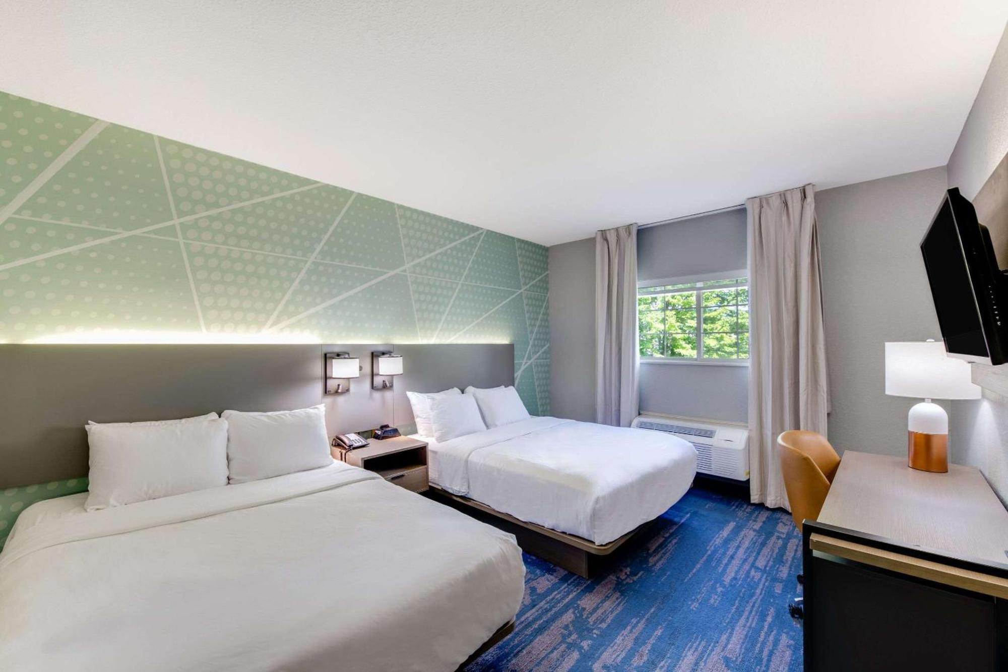 Hotel Comfort & - Wausau Weston