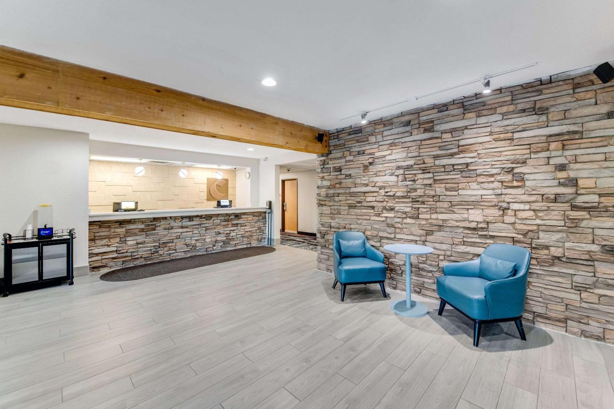 Comfort & - Wausau Hotel Weston