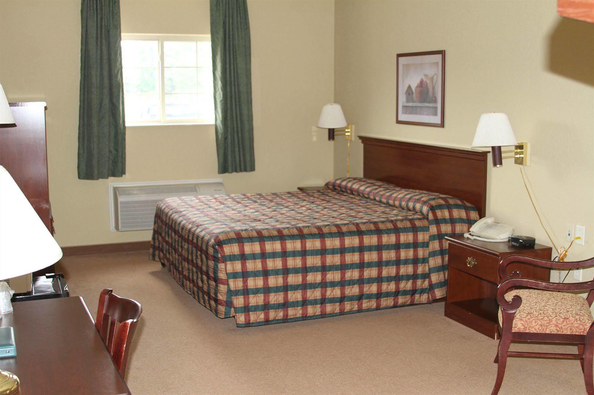 Hotel Comfort & - Wausau 2*
