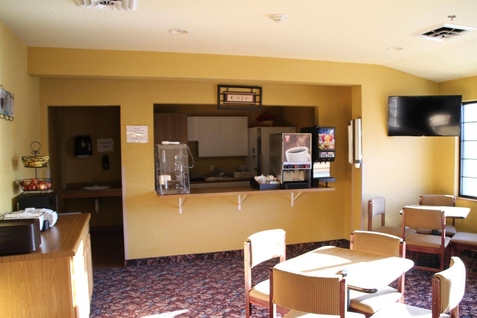 Hotel Comfort & - Wausau 2*